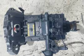 Truck Parts, Isuzu, 5 SPEED MANUAL, Gearbox, Used
