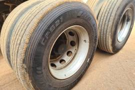 Henred, Sloper Trailer, Used, 2003