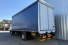 Nissan, UD80, 8 Ton, Tautliner Truck, Used, 2015