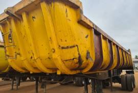 Henred, Sloper Trailer, Used, 2015