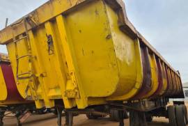 Henred, Sloper Trailer, Used, 2016