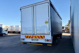 Fuso, FK 13-240, 4x2 Drive, Tautliner Truck, Used, 2014