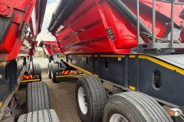 Leader Bodies, 30 Cube Side Tipper Link, Side Tipper Link Trailer, Used