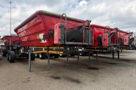 Leader Bodies, 30 Cube Side Tipper Link, Side Tipper Link Trailer, Used