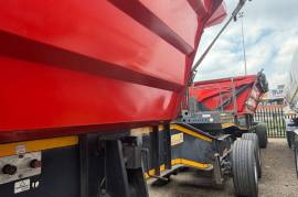 Leader Bodies, 30 Cube Side Tipper Link, Side Tipper Link Trailer, Used