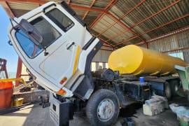 Truck Parts, UD, 440, Stripping for Parts, Used, 2007