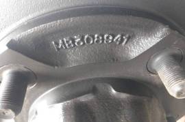 Truck Parts, Mitsubishi, Canter complete reconditioned diff, Axels, Used