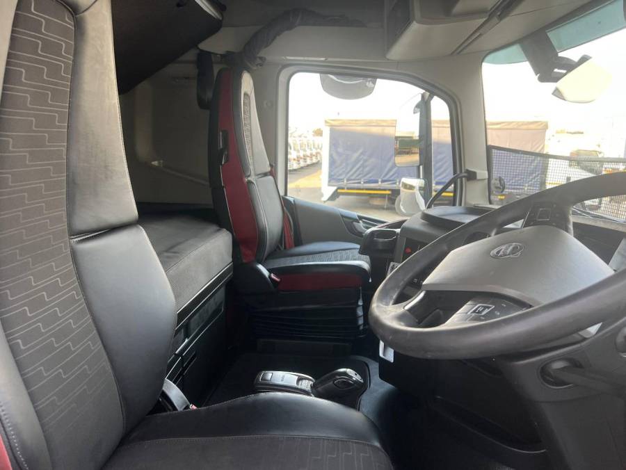 Code 14 Double Diff Volvo FH 440 6x4 Double Diff Truck Tractor for sale on Truck Search