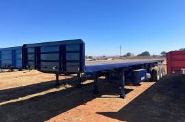 Prime, 2019 Prime Tri-axle Flatdeck, Tri-Axle Trailer, Used