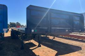 Prime, 2019 Prime Tri-axle Flatdeck, Tri-Axle Trailer, Used