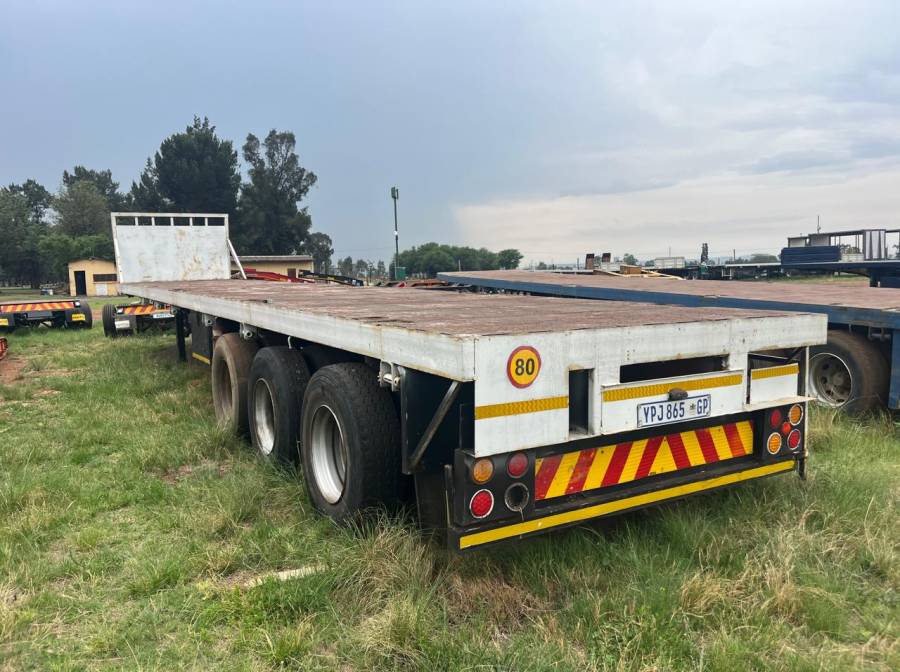 Martin, 2009 Martin Tridem Flatdeck, Tri-Axle Trailer, Used, 2009