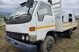 Toyota, Dyna 4ton, 4x2 Drive, Dropside Truck, Used, 1995
