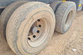 Motor Trail, Flat Deck Trailer, Used, 2006