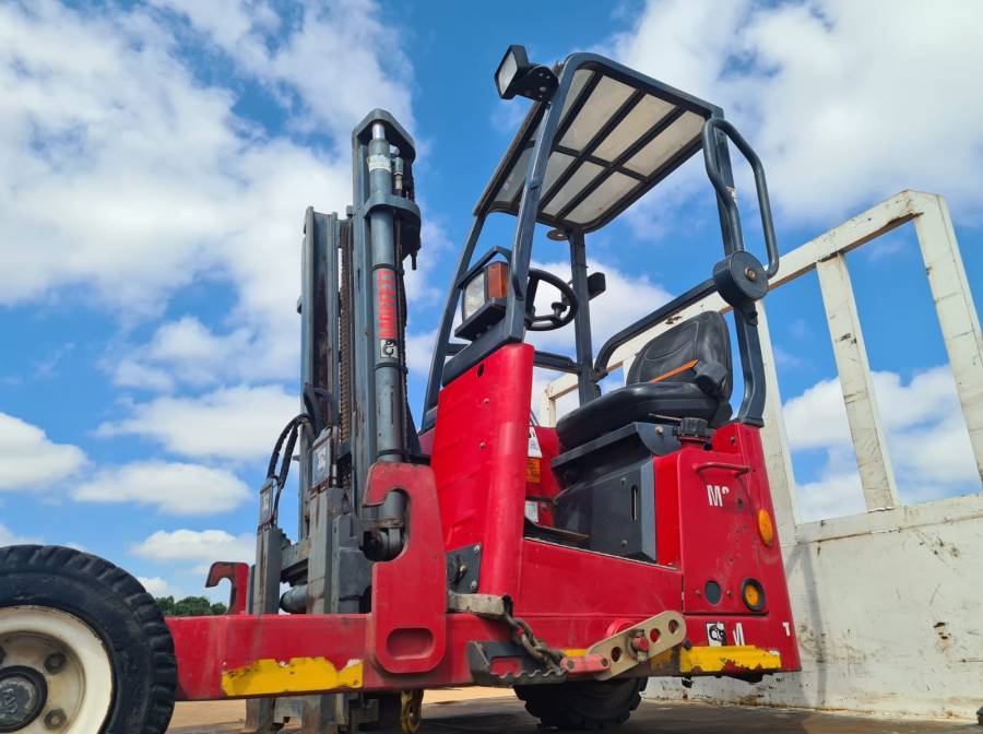 Moffet, Forklift, Used, 2016