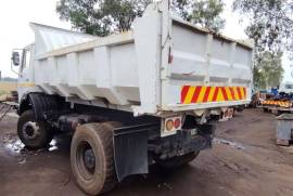 Mercedes Benz, 1928, 4x2 Drive, Tipper Truck, Used