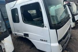 Truck Parts, Mercedes-Benz, AXOR MP3 SLEEPER CAB, Cab / Cabin, Used