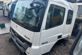 Truck Parts, Mercedes-Benz, AXOR MP3 SLEEPER CAB, Cab / Cabin, Used