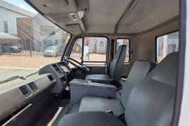 UD, 290, Double Diff, Dropside Truck, Used, 2008