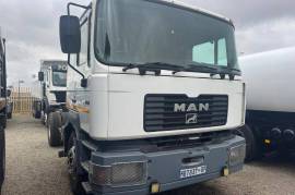 MAN, 17-374, Single Axle, Truck Tractor, Used, 2001