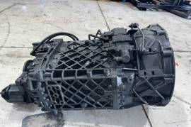Truck Parts, ZF , 8S1820TO, Gearbox, Used