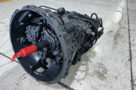 Truck Parts, ZF , 8S1820TO, Gearbox, Used