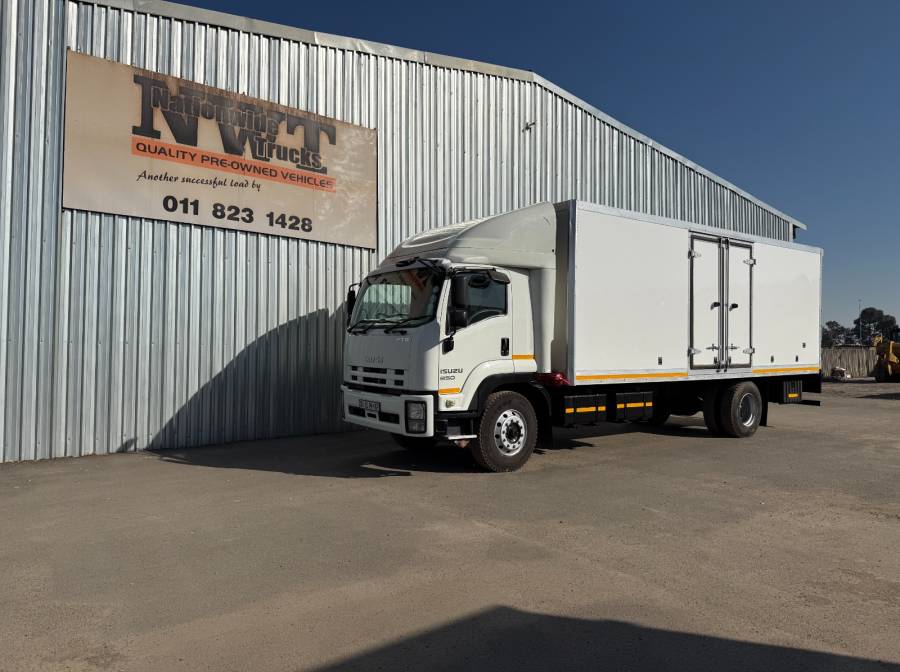 Isuzu, FTR850, 8 Ton, Volume Van Truck, Used, 2014