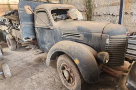 Truck Parts, International, KB 7, Accessories, Flat Deck Body, Used, 1948