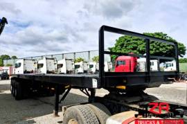 Henred, TRI-AXLE FLAT DECK [#52695], Flat Deck Trailer, Used, 2006