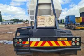 Henred, Dry Bulk Tanker, Used, 2007