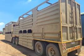 Other, Cattle Body Trailer, Used, 1997