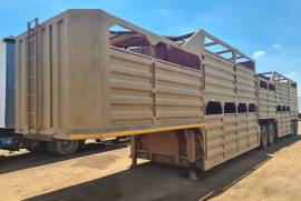 Other, Cattle Body Trailer, Used, 1997