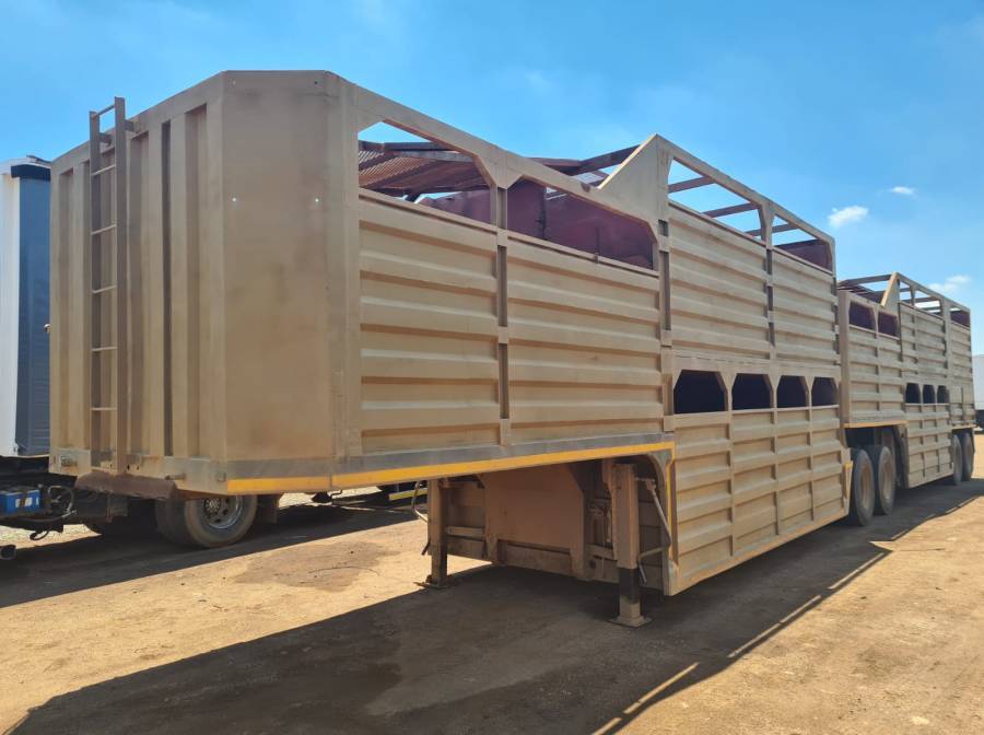 Other, Cattle Body Trailer, Used, 1997